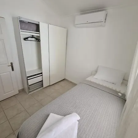 Holiday home Eva's Tiny Homes *